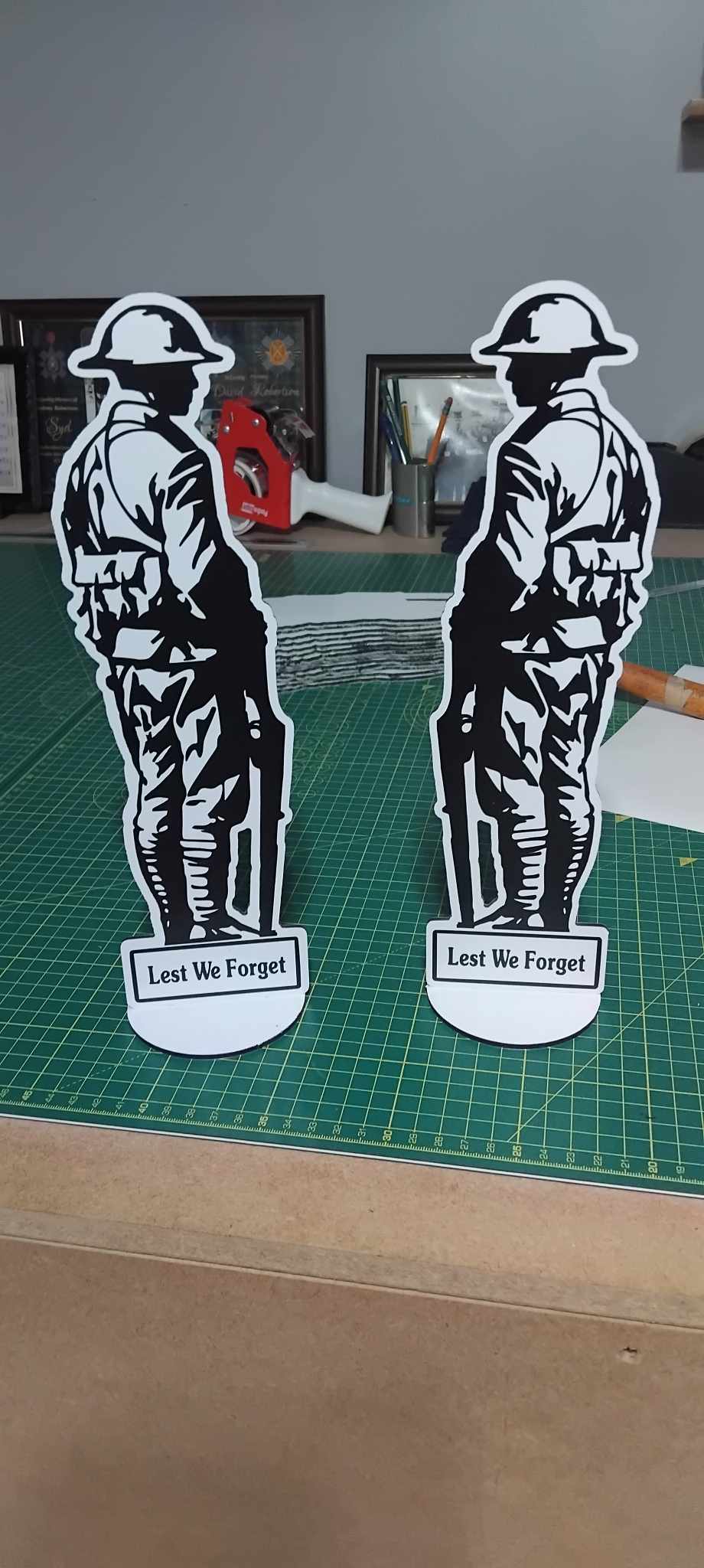 Lest We Forget Dibond soldiers x 2