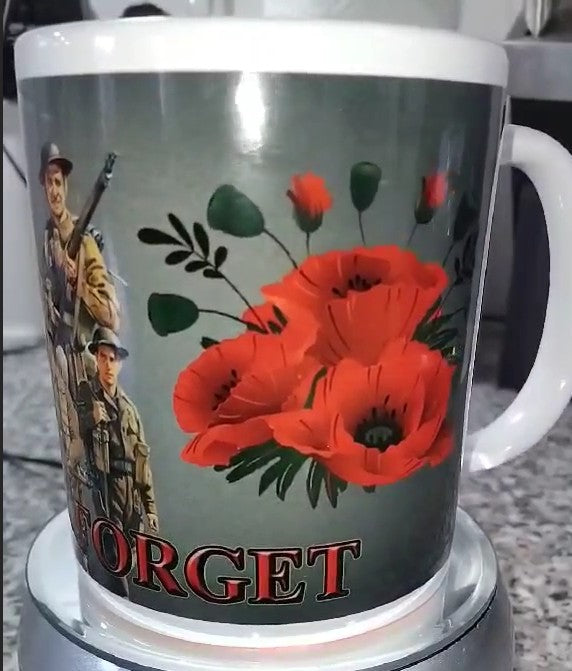 Lest We Forget mug 003