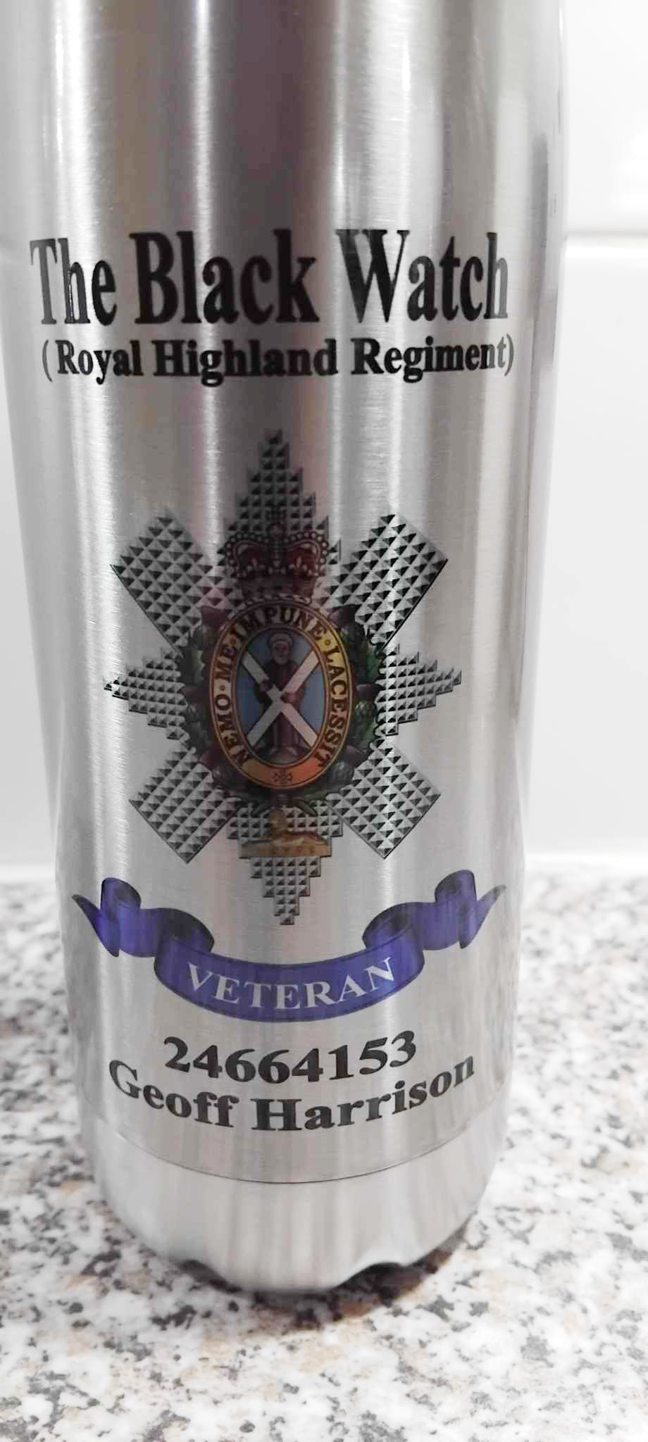 The Black Watch stainless steel drinks bottle – 500ml reusable water bottle with regiment crest